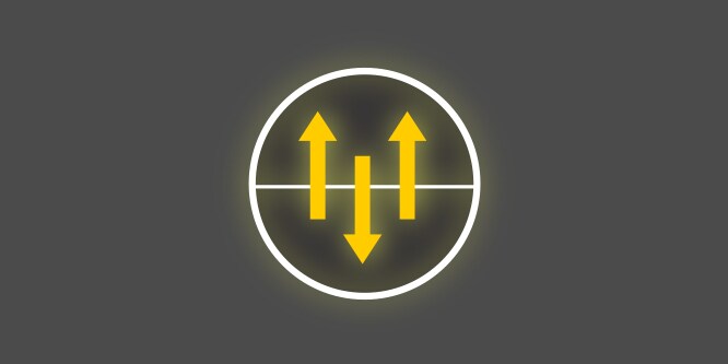 Geel-wit pictogram met pijlen binnen een cirkel die omhoog en omlaag wijzen, op een donkergrijze achtergrond, dat ademend vermogen en vochtafvoer weergeeft.

